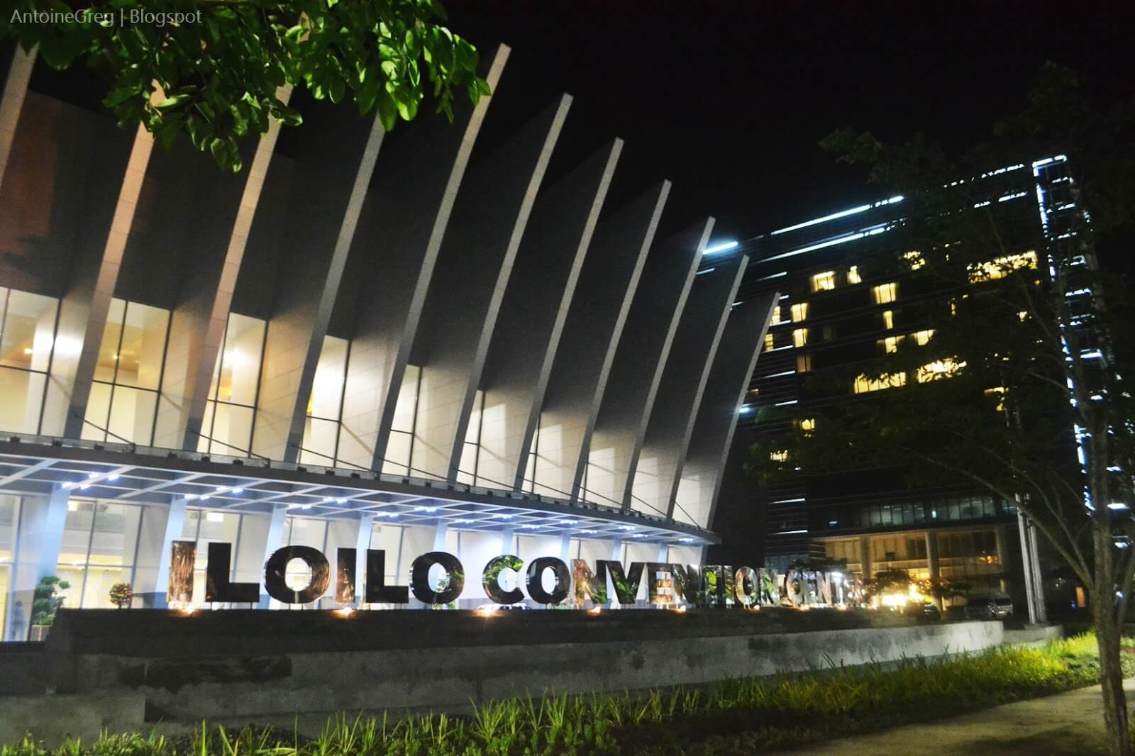 iloilo convention center antoinegreg 24 iloilo business park